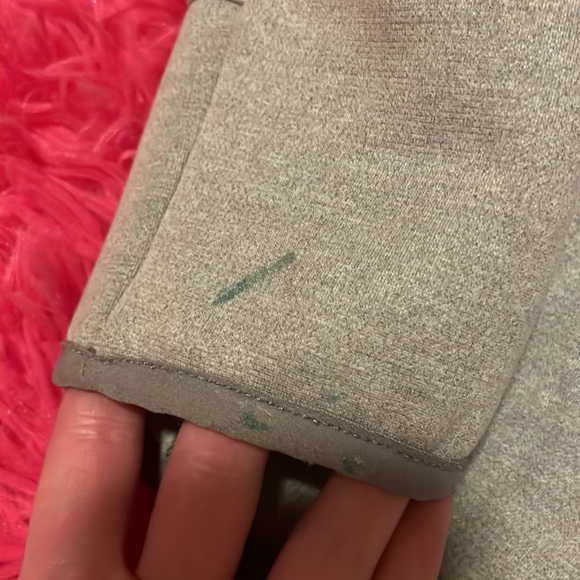 Light Grey PATAGONIA Hoodie zip up - Picture 6 of 6